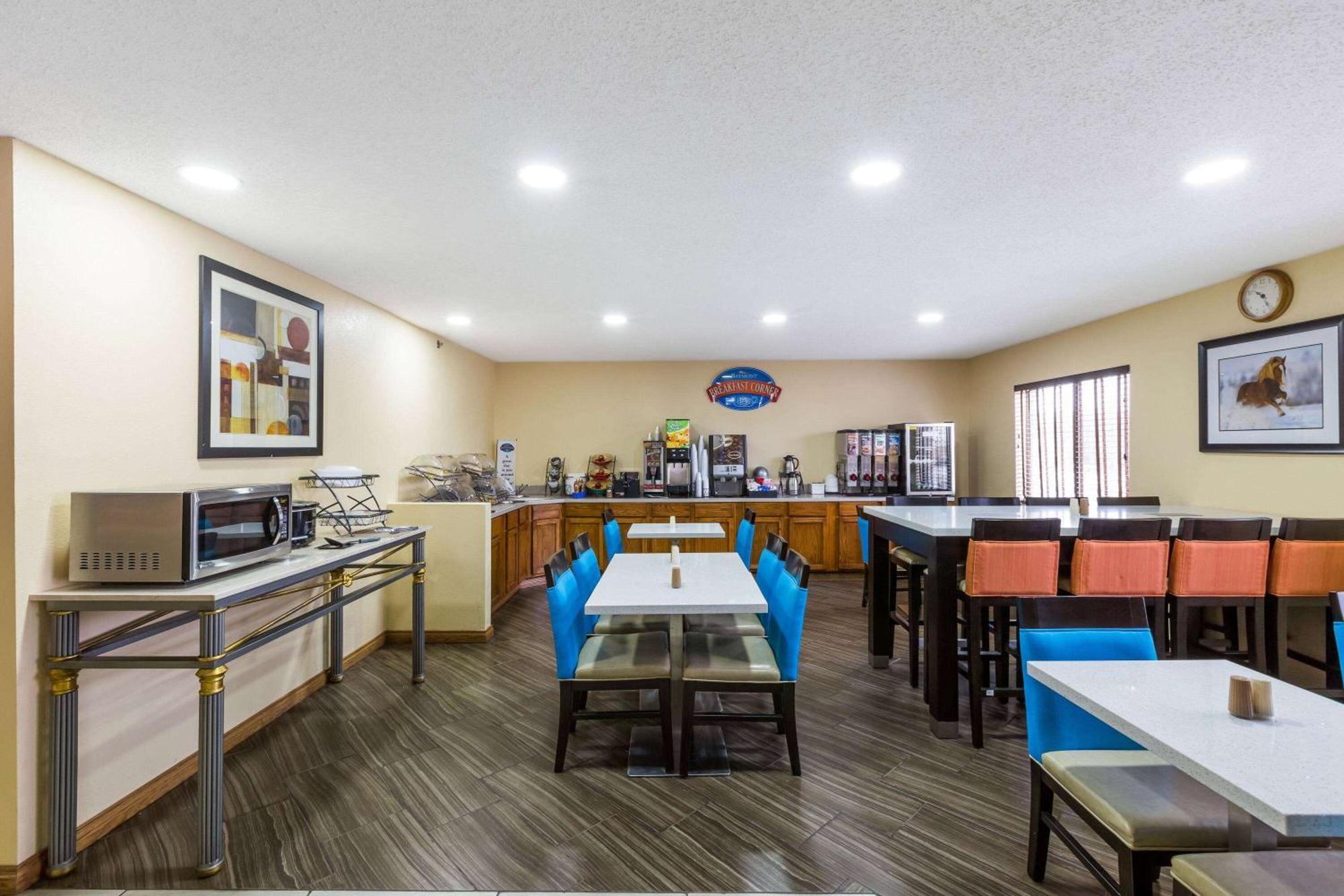 Brooks Baymont By Wyndham Louisville South I 65 מראה חיצוני תמונה